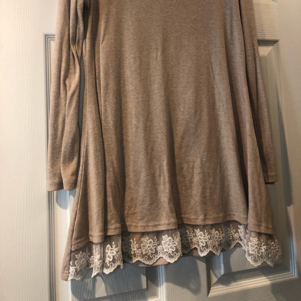 Blouse - Picture 2 of 5